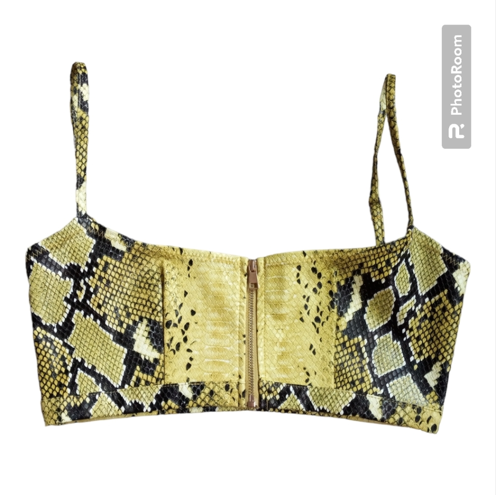 Oh Polly, Size US 6, Faux Snake Skin Zip Up Crop Top.